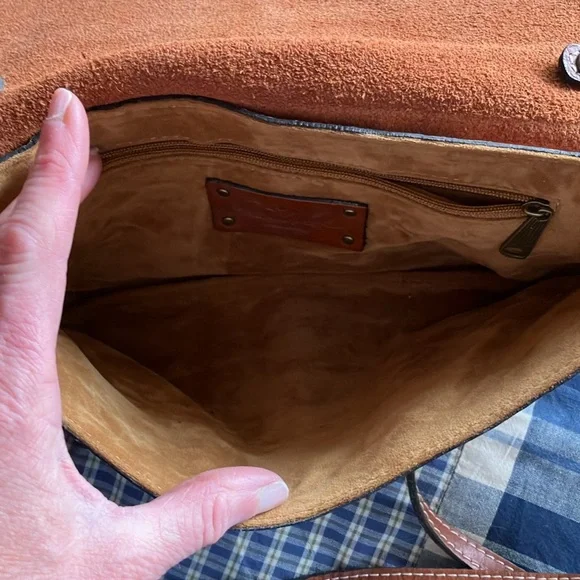 Patricia Nash Crossbody - Picture 3 of 10